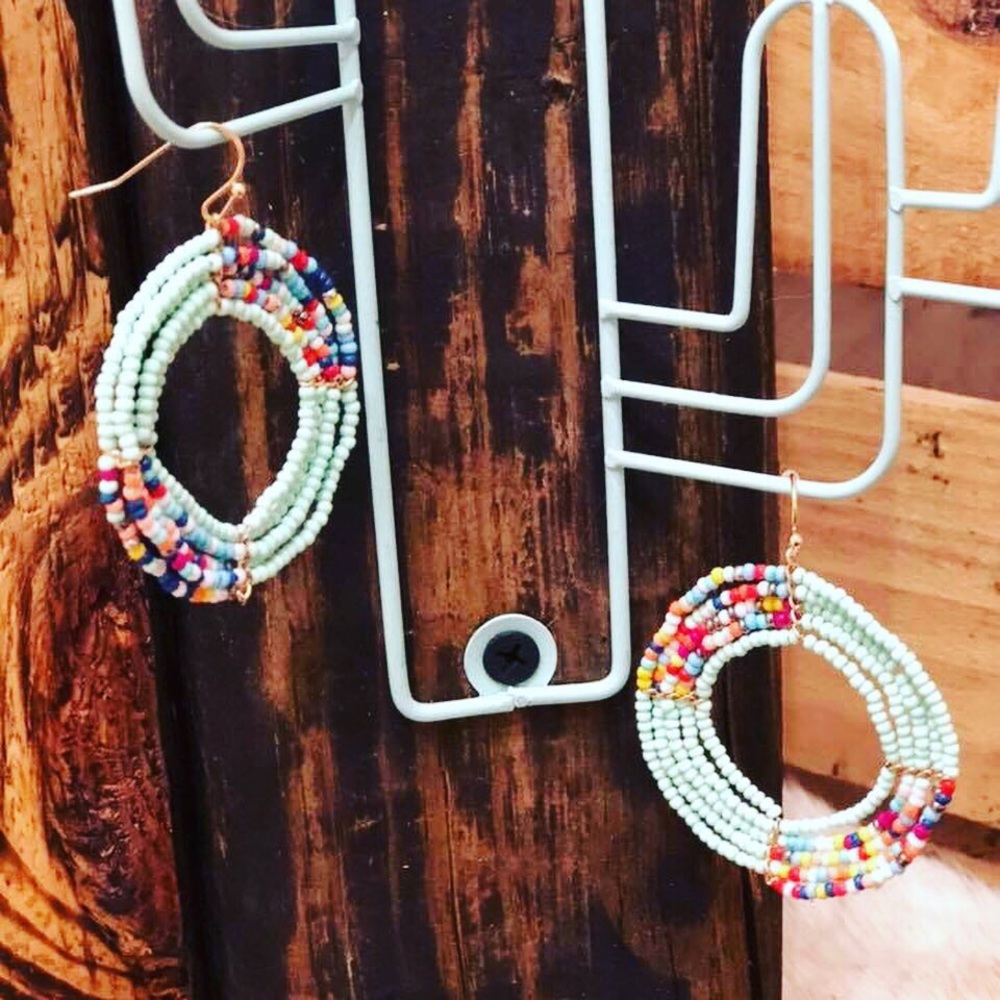 Seadbead circle earrings